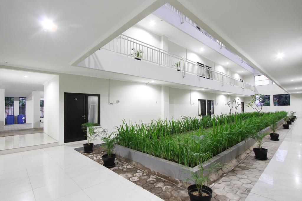 D'Paragon Bukit Sari Semarang Zewnętrze zdjęcie